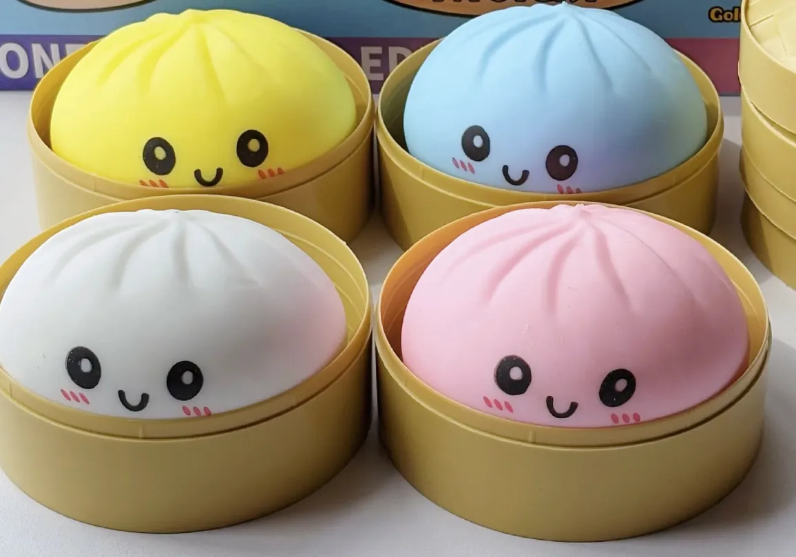 Dumpling Squishy kawaii bao dans son panier vapeur, squishy nourriture de Charlie Squishy à Québec
